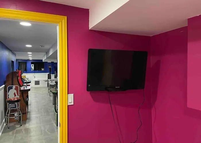 Harper Arcade Apartment